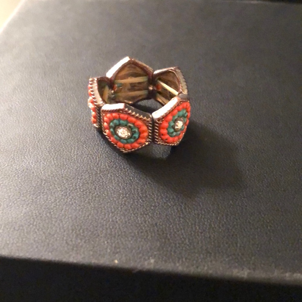 Fashion ring
